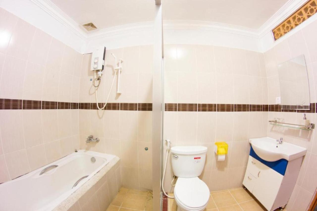Rs Central Apartments - 200M To Royal Palace بنوم بنه المظهر الخارجي الصورة